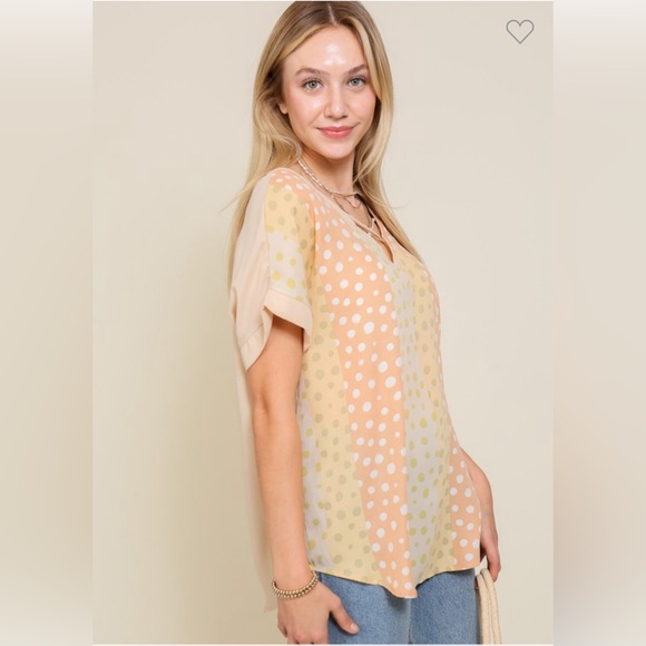 Front Criss Cross Chiffon Top - Picture 5 of 7